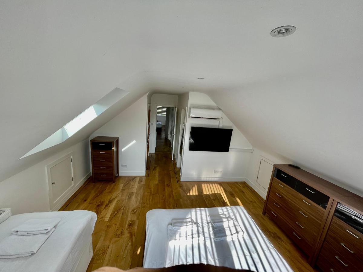 Four Corners Holiday Home Hot Tub & Sauna Ferndown Luaran gambar