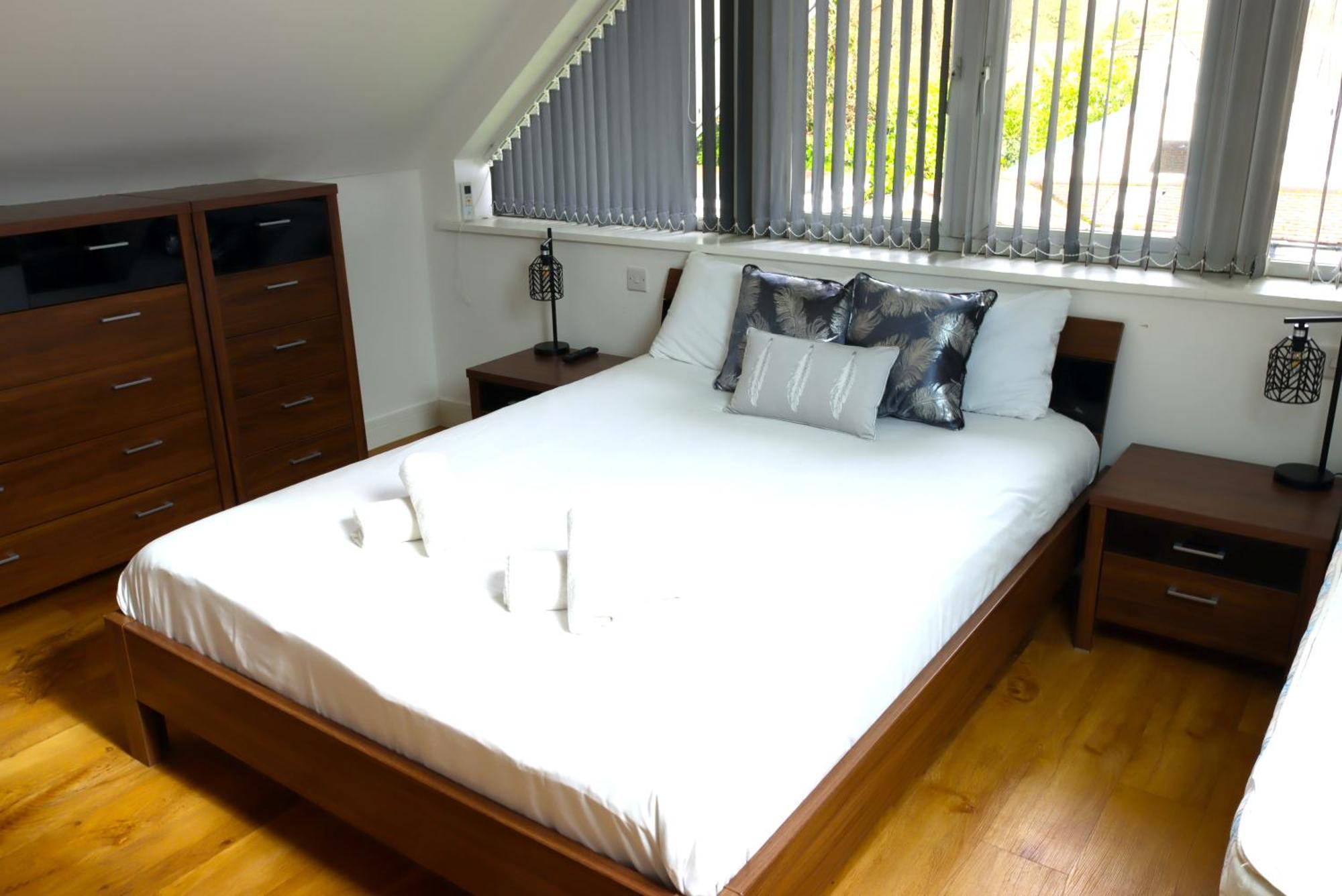 Four Corners Holiday Home Hot Tub & Sauna Ferndown Luaran gambar