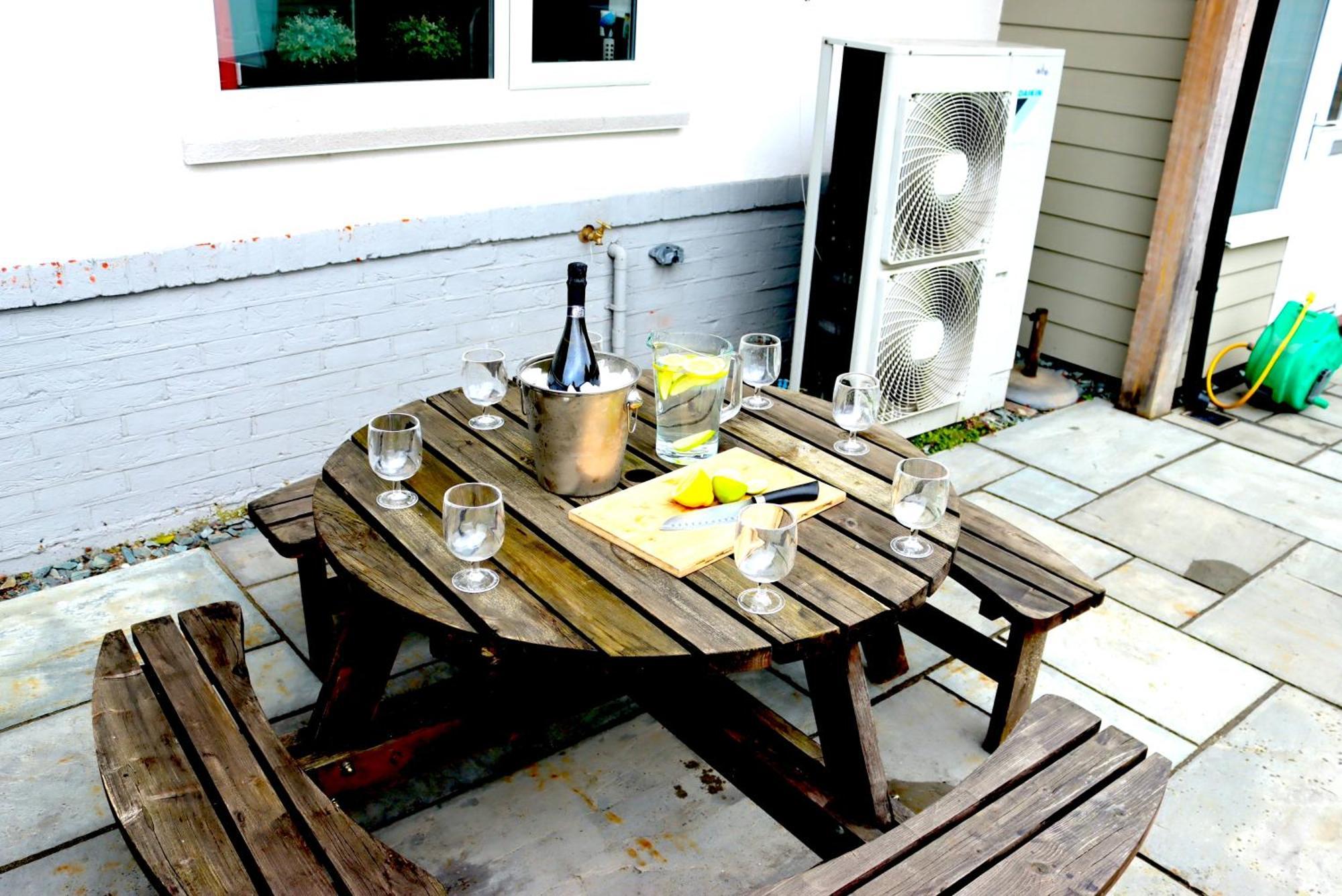 Four Corners Holiday Home Hot Tub & Sauna Ferndown Luaran gambar