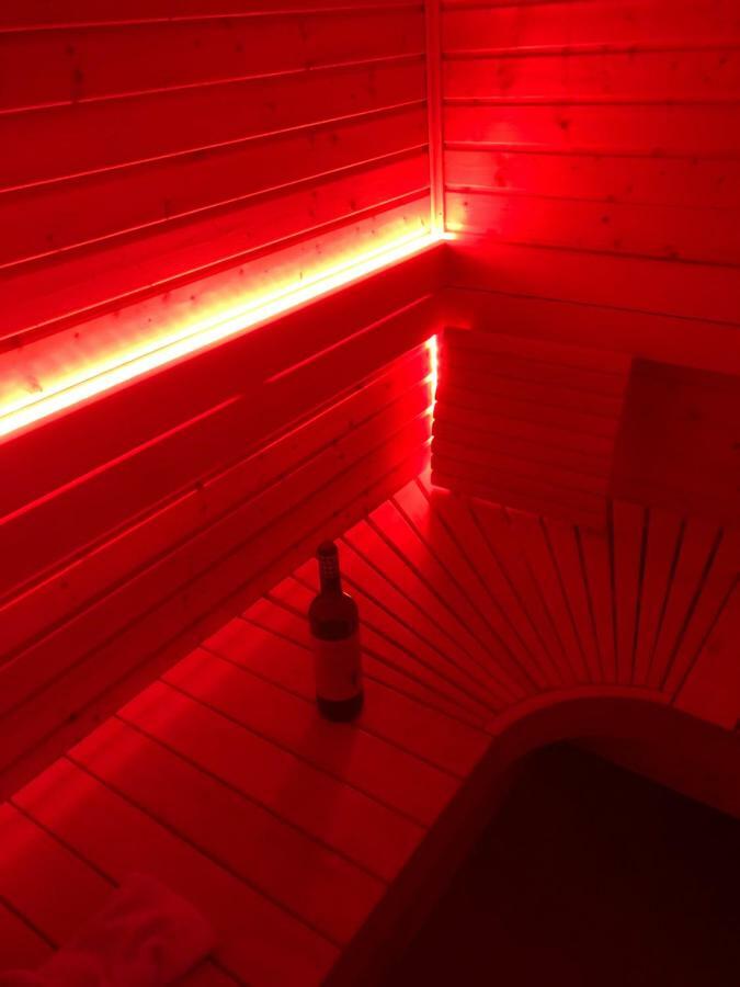 Four Corners Holiday Home Hot Tub & Sauna Ferndown Luaran gambar